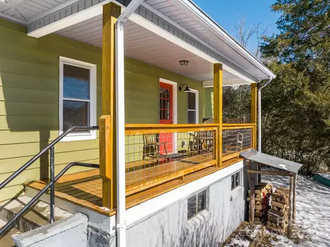 608 Barnard Rd, Marshall, NC 28753 photo 3