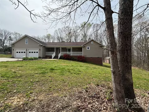 6650 Goldfish Rd, Kannapolis, NC 28083