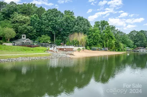 20105 Henderson F Rd #F, Cornelius, NC 28031
