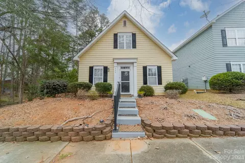 608 Catawba Ave, Davidson, NC 28036