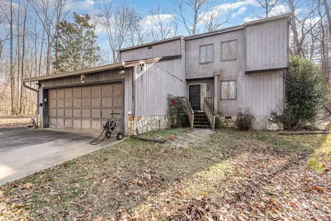 5408 Old Farm Rd, Gastonia, NC 28056