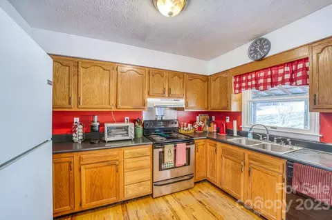 66 Fox Branch Rd, Fairview, NC 28730 photo 12
