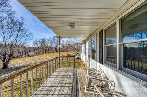 66 Fox Branch Rd, Fairview, NC 28730 photo 6