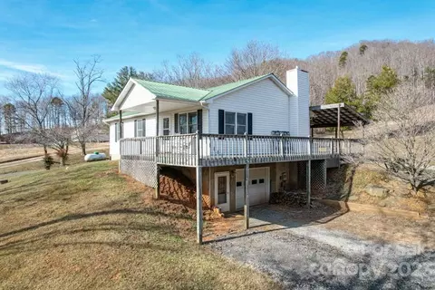 66 Fox Branch Rd, Fairview, NC 28730 photo 4