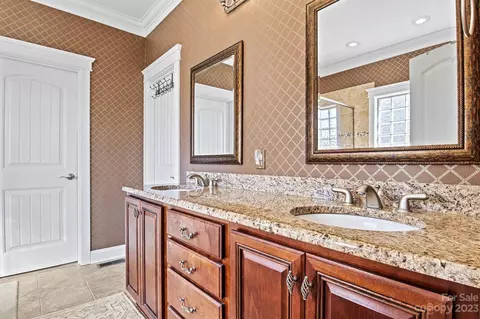 Bath - 4060 Bordeaux Dr, Denver, NC 28037 photo 2 of 4