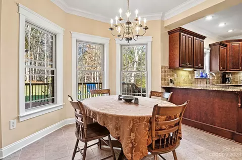 Dining - 4060 Bordeaux Dr, Denver, NC 28037 photo 4 of 4