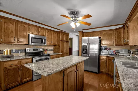 Kitchen - 1309 Kent Dr, Lancaster, SC 29720 photo 1 of 3