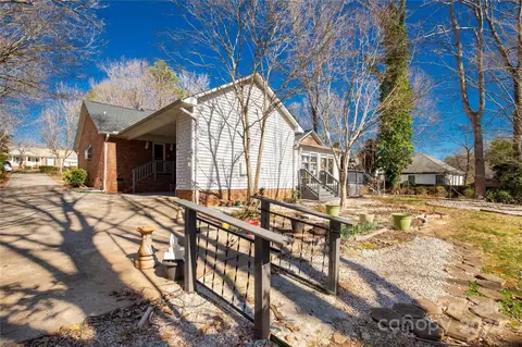 Exterior - 1309 Kent Dr, Lancaster, SC 29720 photo 8 of 9