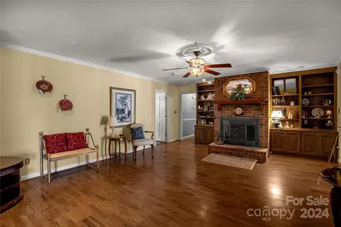 Living - 1309 Kent Dr, Lancaster, SC 29720 photo 2 of 2