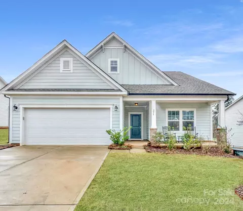 235 Old Harbor Dr, Mount Gilead, NC 27306