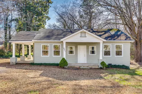 921 E Fourth Ave, Gastonia, NC 28054