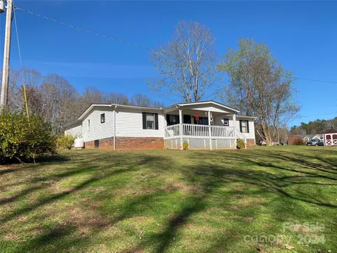 1715 Hopewell Church Rd, Hiddenite, NC 28636