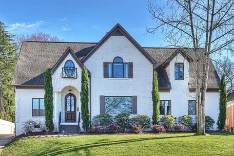 2138 Hastings Dr, Charlotte, NC 28207