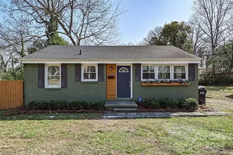 2039 Camp Greene St, Charlotte, NC 28208