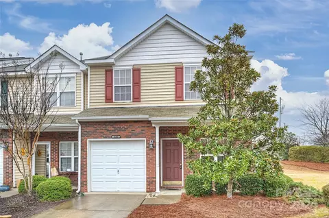 148 Clydesdale Ct, Matthews, NC 28104
