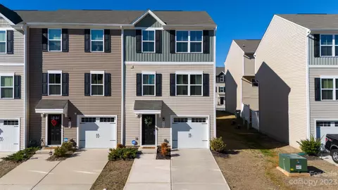 947 Taybyn Rd, Fort Mill, SC 29715