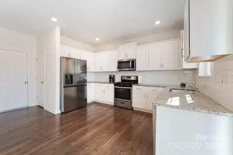 Kitchen - 220 Final Stretch Ln, Clover, SC 29710 photo 2 of 4