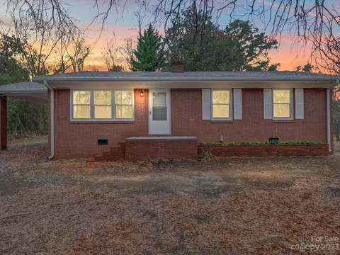 16265 Us 52 S Hwy S, Norwood, NC 28128