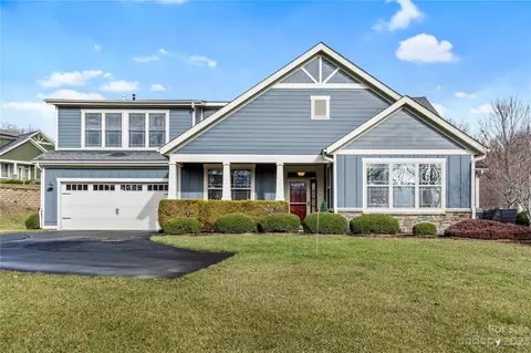 46 Brookstone Pl, Candler, NC 28715