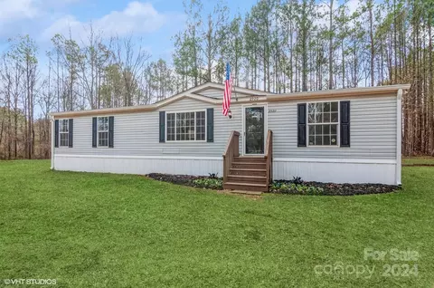 2920 Pink Plyler Rd, Lancaster, SC 29720