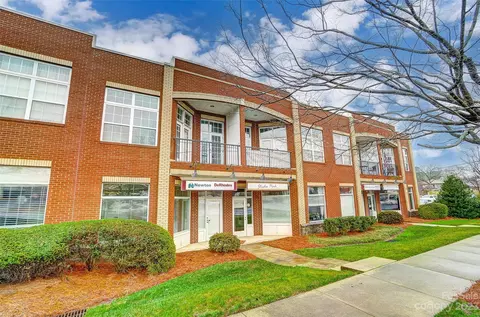 242 Park Square Pl, Matthews, NC 28105
