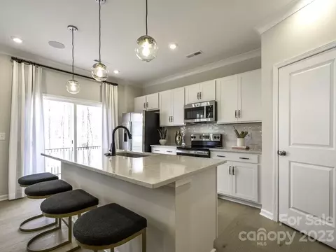 3150 Hutton Gardens Ln, Charlotte, NC 28269