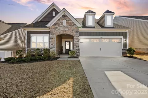 11522 Wrigley Mansion Dr, Charlotte, NC 28273
