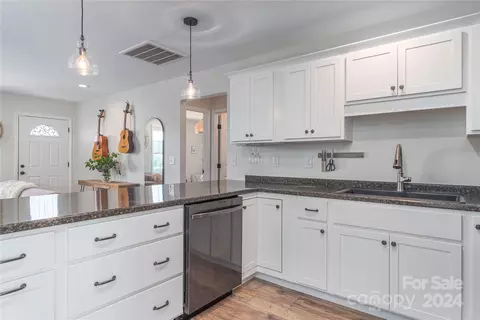 Kitchen - 27 Pilgrims Path Ln, Alexander, NC 28701 photo 3 of 4