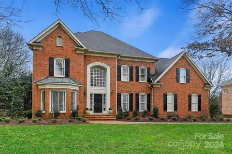 6720 Seton House Ln, Charlotte, NC 28277