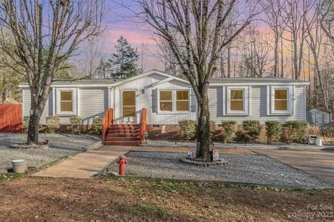 14700 Clay Bank Dr, Charlotte, NC 28227