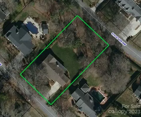1630 5th Nw St NW, Hickory, NC 28601