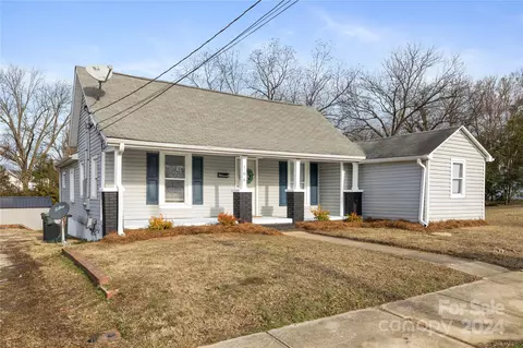 706 W Kerr St, Salisbury, NC 28144