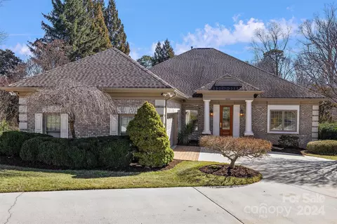4350 3rd Nw St NW, Hickory, NC 28601
