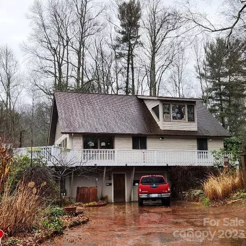 351 Westover Ln, Burnsville, NC 28714