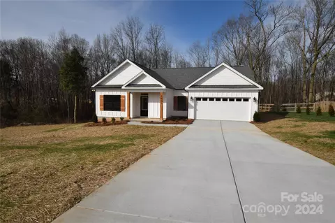 Exterior - 3037 Buffet Ln, Monroe, NC 28110 photo 4 of 9