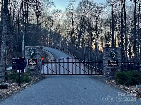 Heartwood Drive, Marion, NC 28752