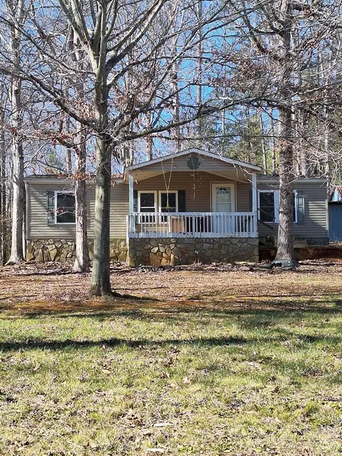 5940 Burnhurst Ln, Denver, NC 28037