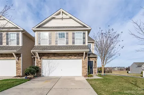 925 Summerlake Dr, Fort Mill, SC 29715