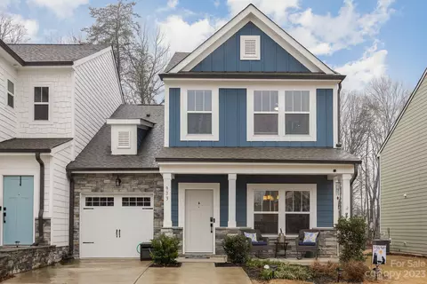 933 Canopy Falls Ln, York, SC 29745