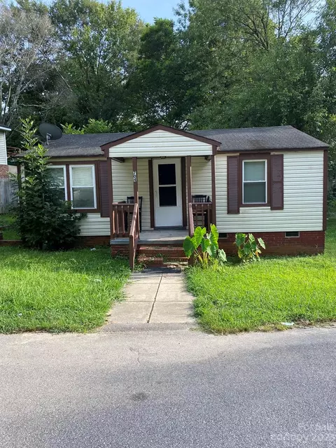 704 Miller St, Lancaster, SC 29720