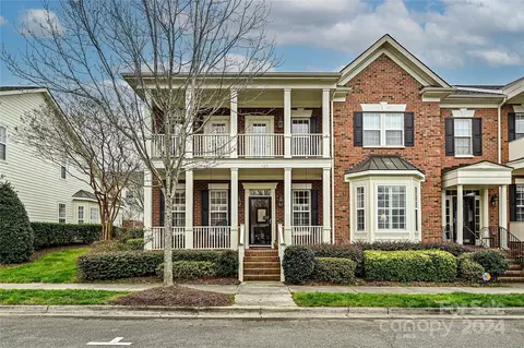 429 Ohenry Ave, Davidson, NC 28036
