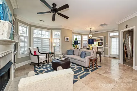 Living - 429 Ohenry Ave, Davidson, NC 28036 photo 3 of 3
