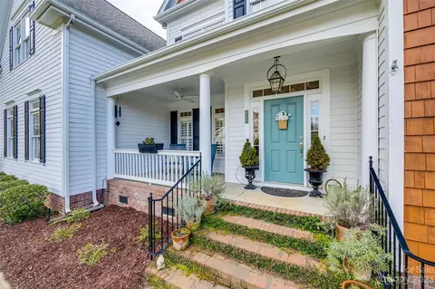 729 Fairway Point Dr, Tega Cay, SC 29708 photo 2