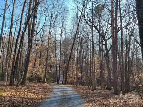 6519 Sadler Rd, Waxhaw, NC 28173
