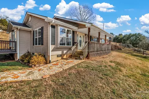 66 Eden Brook Dr, Canton, NC 28716