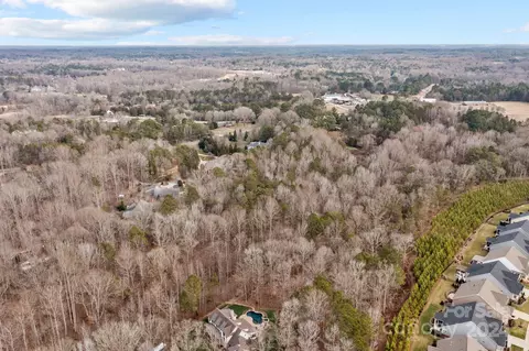View/Area - 19145 Davidson Concord Rd, Davidson, NC 28036 photo 12 of 19