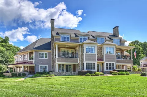 107 Cove Key Ln, Mooresville, NC 28117