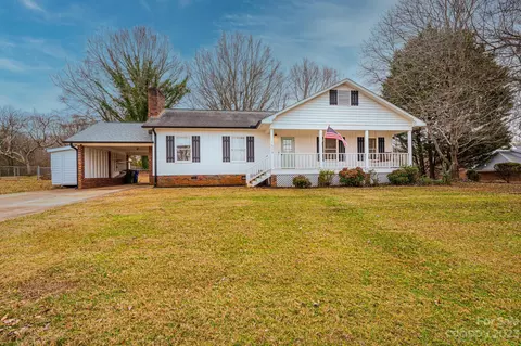 1504 2nd Ne St NE, Conover, NC 28613