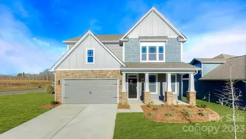 6072 Sylvan Dr, Denver, NC 28037