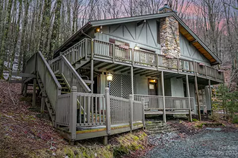 127 Lakeledge Cir, Beech Mountain, NC 28604 photo 2